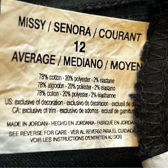 Gloria Vanderbilt Amanda Women's Black Jeans with Rose decor Size 12 High rise - Picture 8 of 10